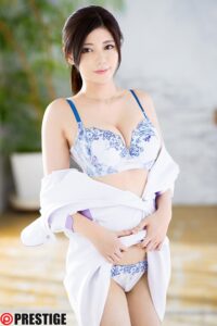 巨乳看護師ゆうか(仮名)のAVデビュー密着ドキュメント