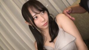 アニメ声が魅力の女子大生が、普段見せない顔。彼女が絶頂に達し、感情を爆発させる記録。