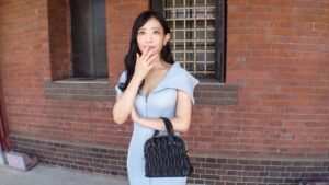 クレバーな妖艶美人！かすみのねっとりフェラ＆何度も絶頂