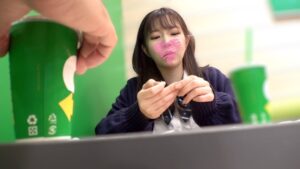 ブランド品欲しさに中出しSEX、K-pop風美女の敏感マ○コ